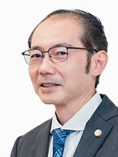 弁護士　前野　直也